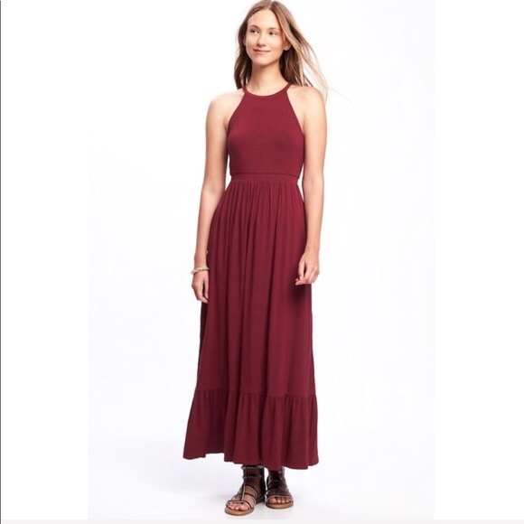 Old Navy Dresses & Skirts - Old Navy halter style maxi dress